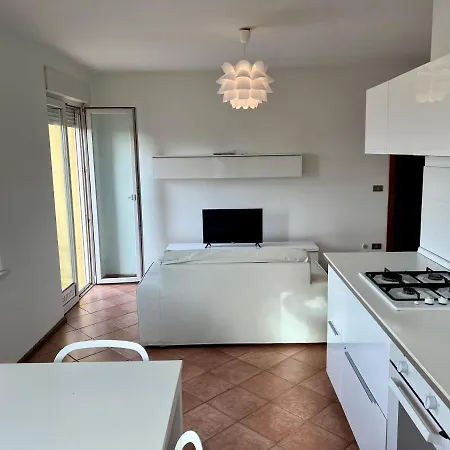 Gusela - Piccolo Gioiello Vicino Al Centro アパート