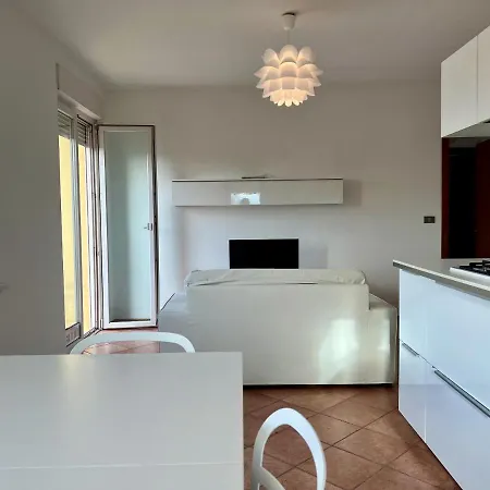 Gusela - Piccolo Gioiello Vicino Al Centro アパート