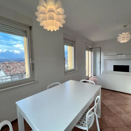 Gusela - Piccolo Gioiello Vicino Al Centro アパート Visome